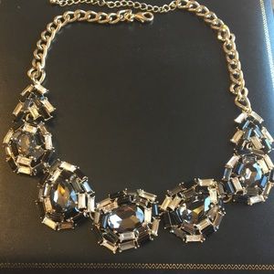 White House black market necklace